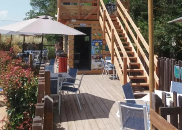 Mobil-home Prestige Avec Terrasse Sur Pilotis - Api-1-52-1142 *